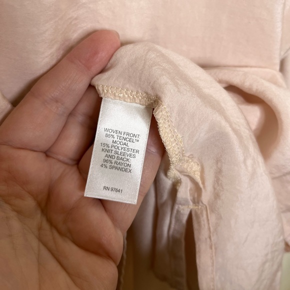 J. Jill pale pink blouse v-neck 3/4 sleeve Sz 2X pullover top mixed fabric - Picture 4 of 6